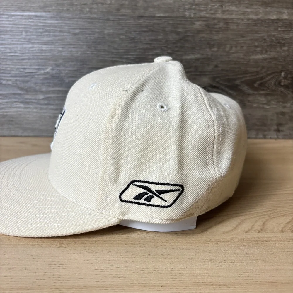 Oakland Raiders Hat Cap Fitted Mens 7 1/8 Cream NFL Football Reebok Wool